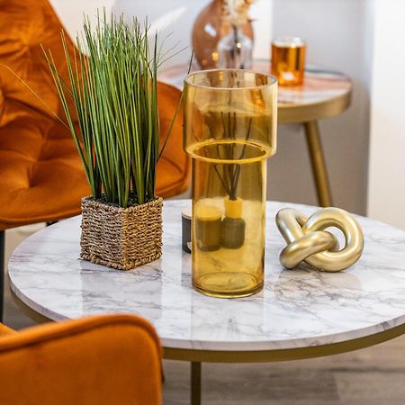 Beautiful-Cosy-King Sized Bed Flat 3 Min Walk To Tube Station Lejlighed London Eksteriør billede