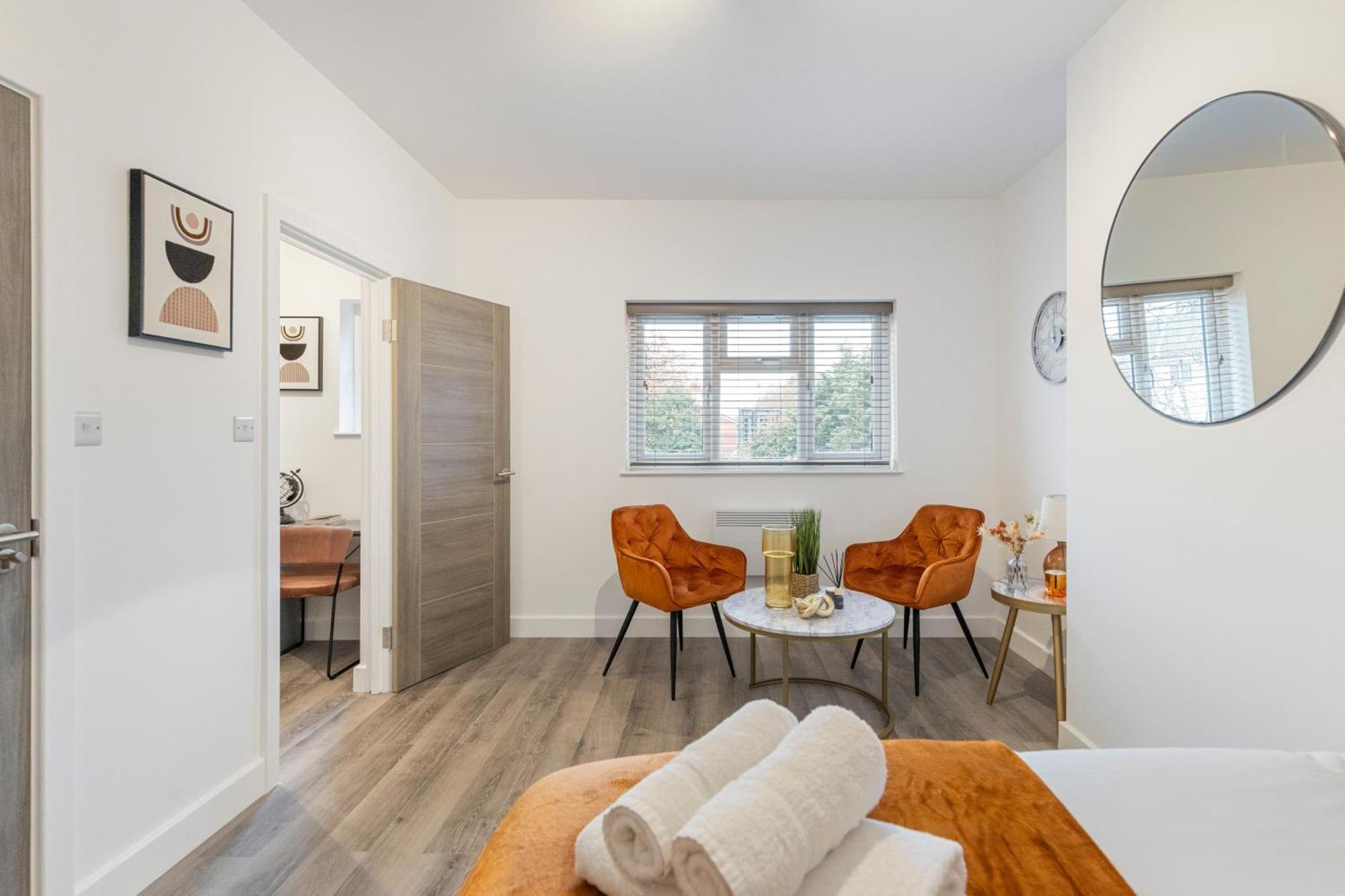 Beautiful-Cosy-King Sized Bed Flat 3 Min Walk To Tube Station Lejlighed London Eksteriør billede