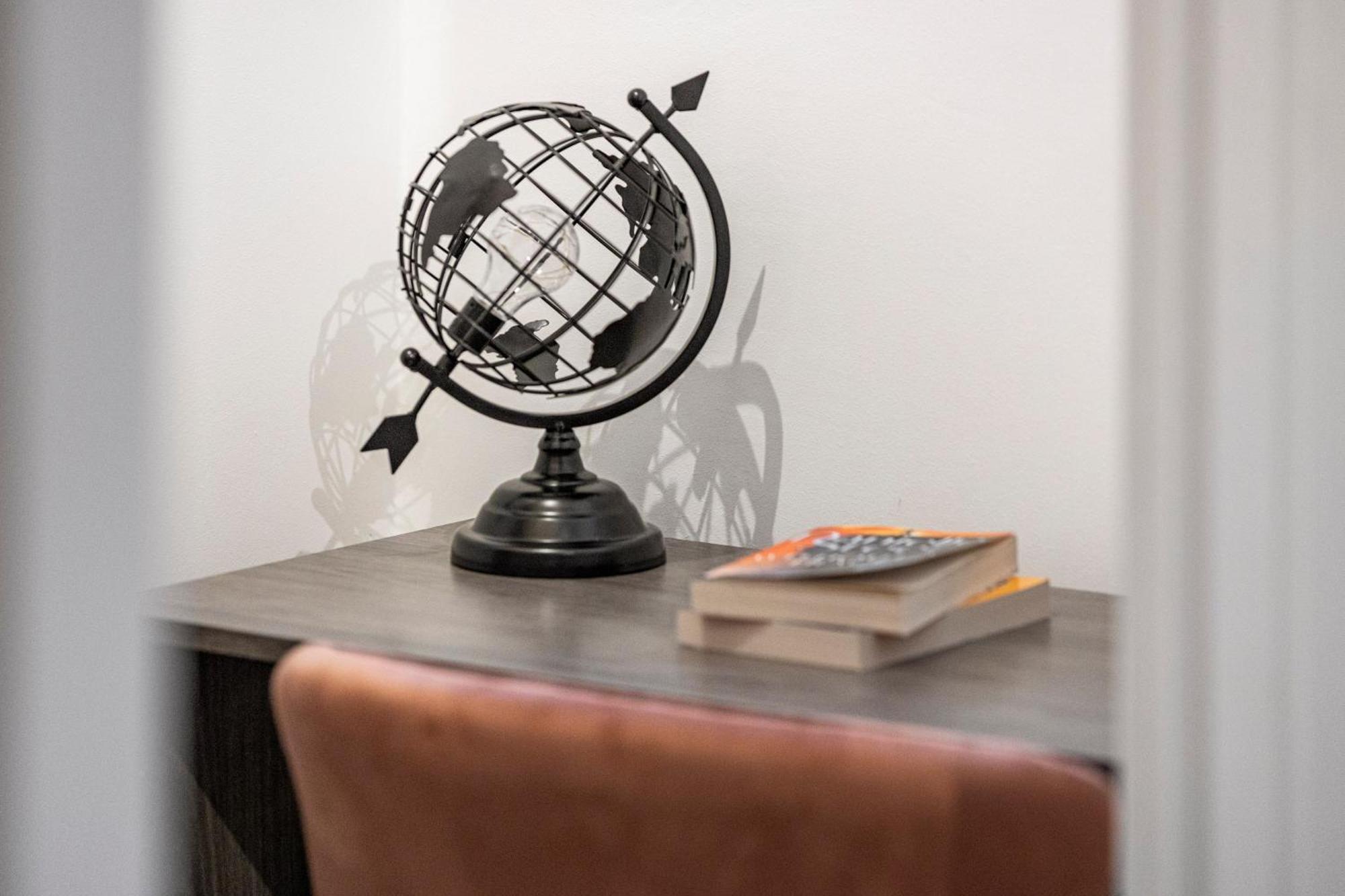 Beautiful-Cosy-King Sized Bed Flat 3 Min Walk To Tube Station Lejlighed London Eksteriør billede