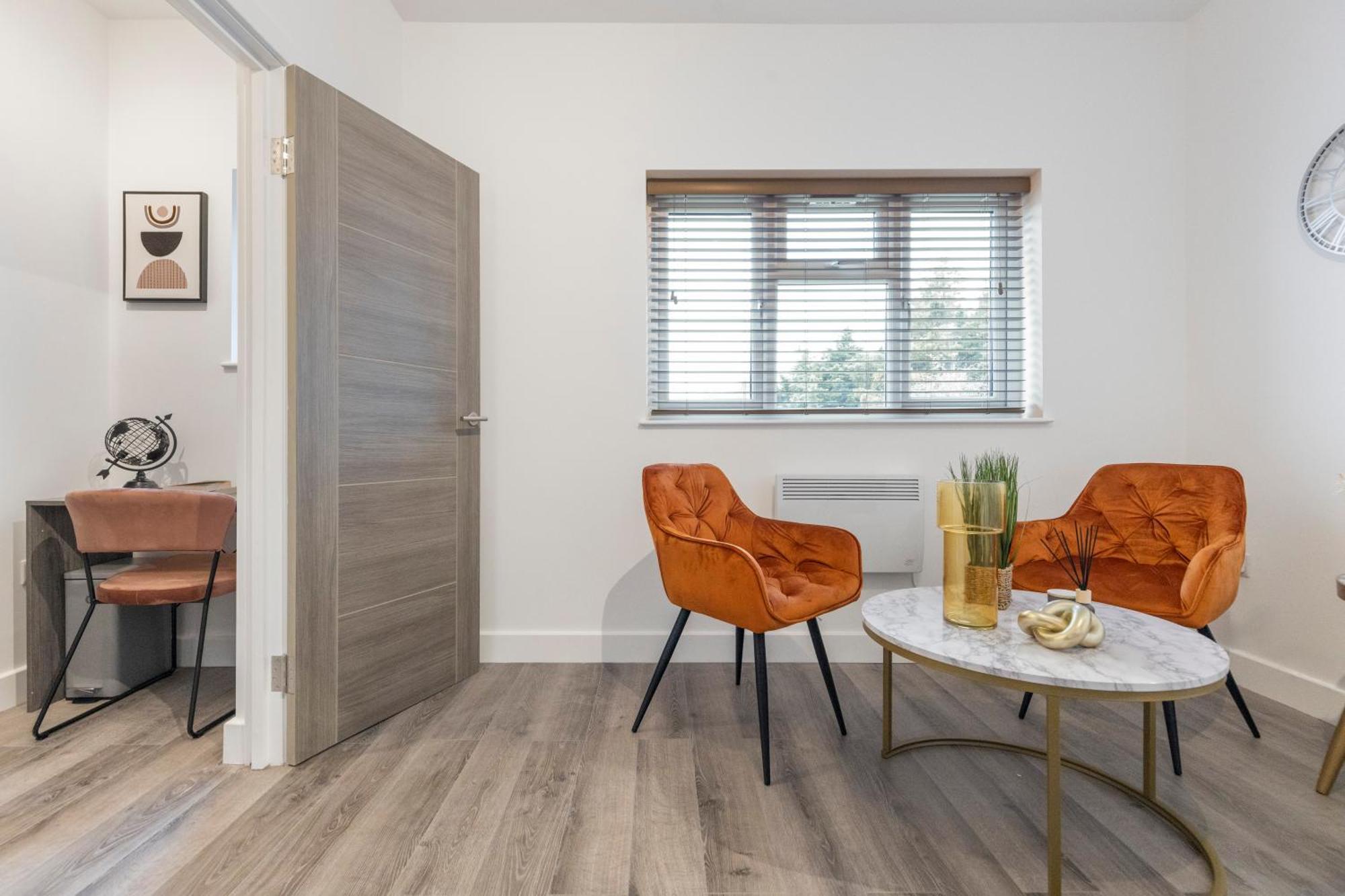 Beautiful-Cosy-King Sized Bed Flat 3 Min Walk To Tube Station Lejlighed London Eksteriør billede
